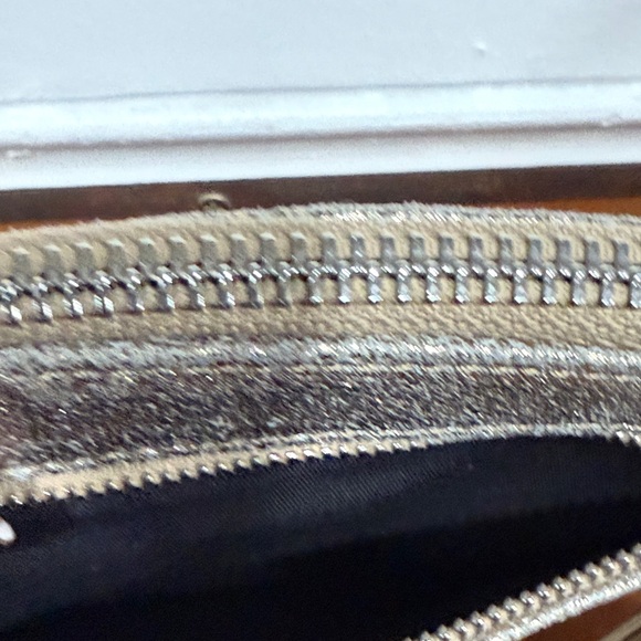 Margot Shimmering Gold Wristlet - Picture 8 of 9